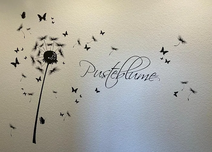 Haus Blumenglueck 펜션 Herscheid